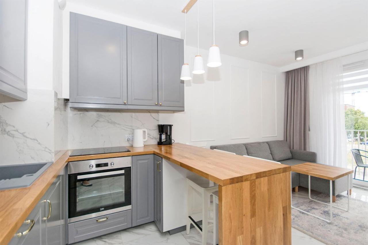 City Center - Walowa I Popieluszki By Apartmore Gdańsk Buitenkant foto